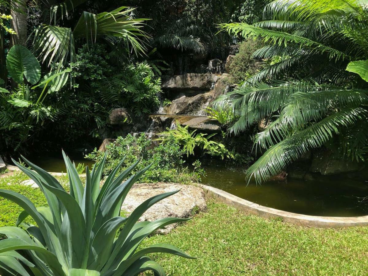 Villa On The Rocks, 4 Bedrooms, Phuket Bãi biển Surin Ngoại thất bức ảnh